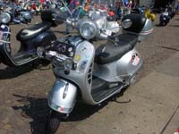 Vespa_Raduno_Torino_2011_18