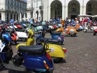 Vespa_Raduno_Torino_2011_20