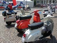 Vespa_Raduno_Torino_2011_23