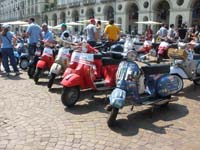 Vespa_Raduno_Torino_2011_33