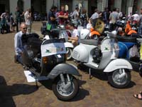 Vespa_Raduno_Torino_2011_38