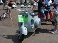 Vespa_Raduno_Torino_2011_5