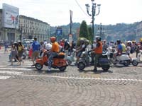 Vespa_Raduno_Torino_2011_52