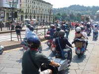 Vespa_Raduno_Torino_2011_69