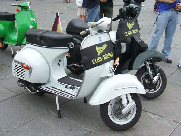 Scooter Vespa a Torino