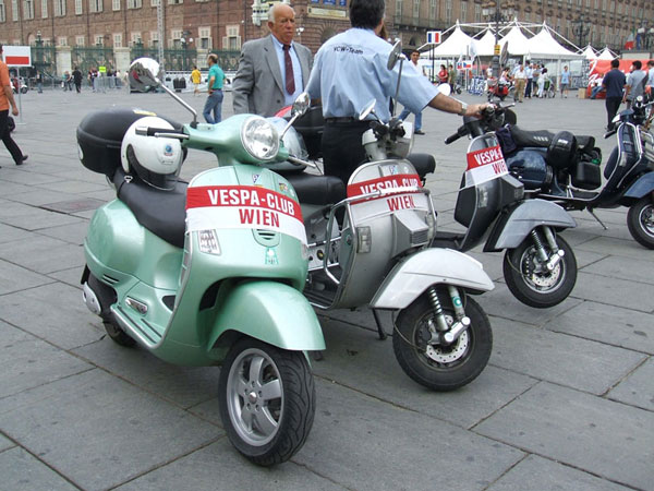Scooter Vespa a Torino