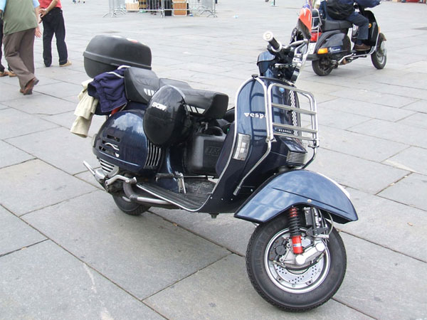 Scooter Vespa a Torino