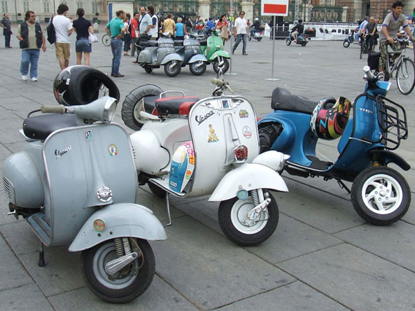 Scooter Vespa a Torino
