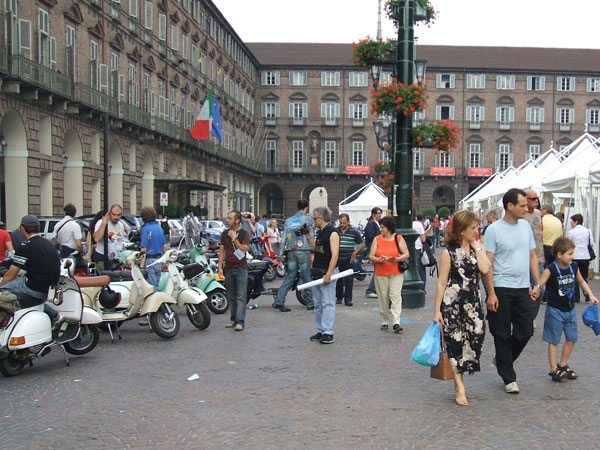Scooter Vespa a Torino