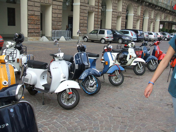 Scooter Vespa a Torino