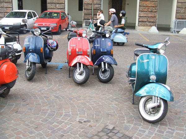 Scooter Vespa a Torino