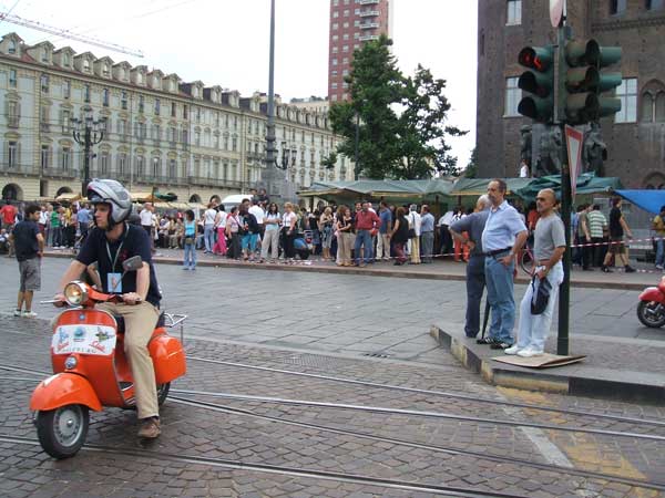 Scooter Vespa a Torino