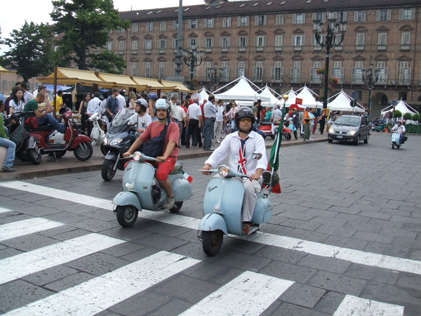 Scooter Vespa a Torino