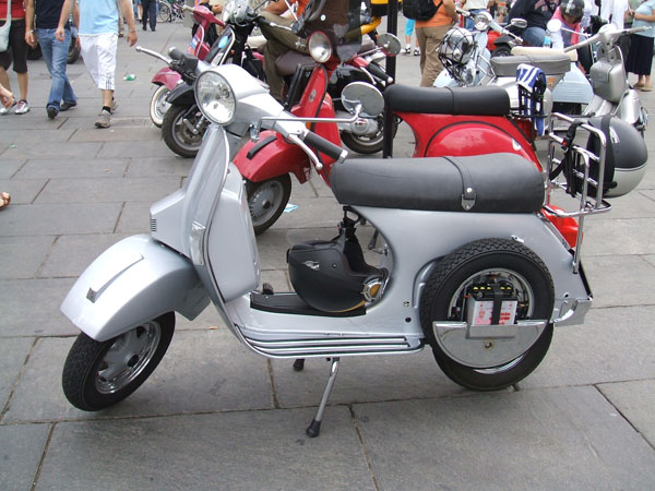 Scooter Vespa a Torino