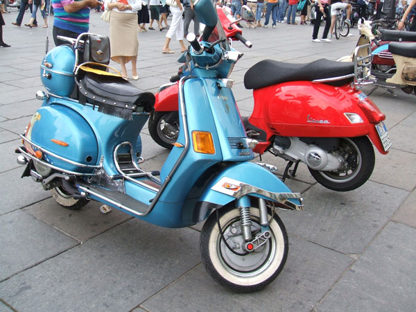 Scooter Vespa a Torino