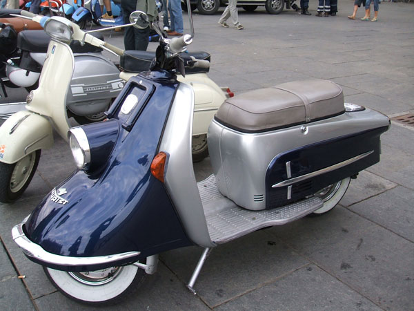 Scooter Vespa a Torino