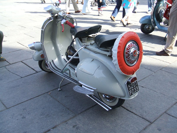 Scooter Vespa a Torino