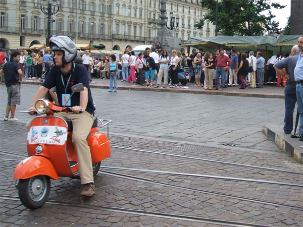 Scooter Vespa a Torino